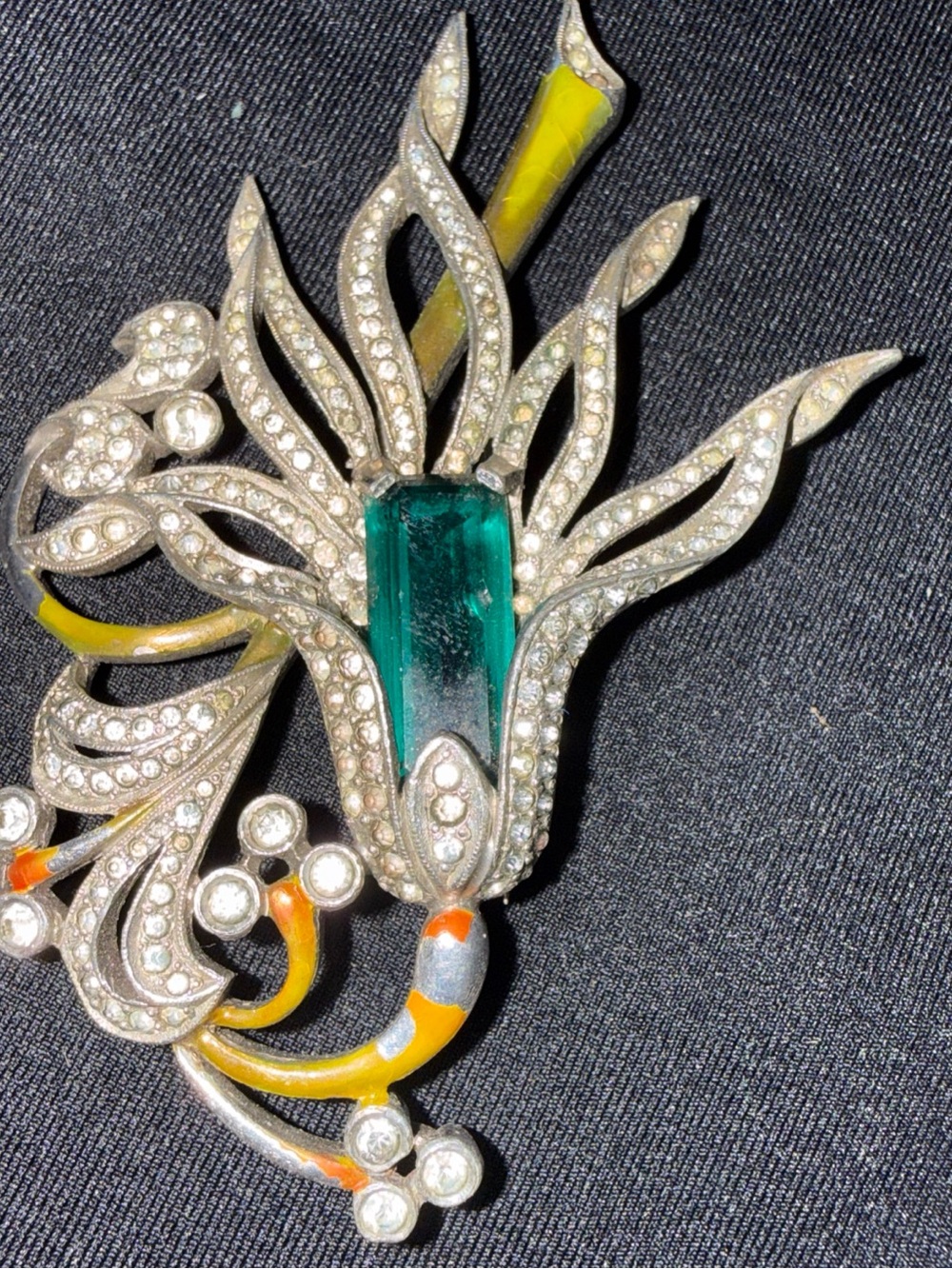 Large flower brooch green stone Rhinestones Vintage